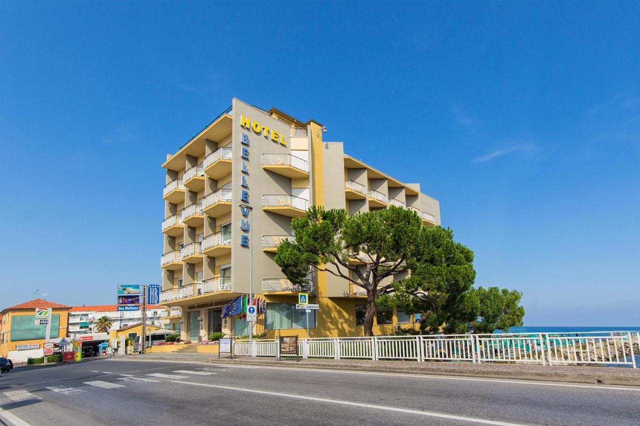 Hotel Bellevue Et Mediterranée Diano Marina Exterior foto